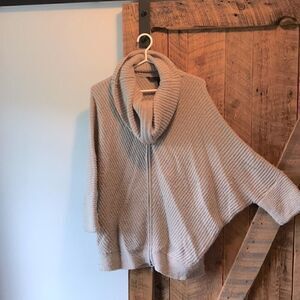 BCBGMAXAZRIA knitted sweater  
